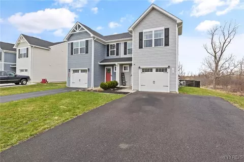 146 South Dr, West Seneca, NY 14218