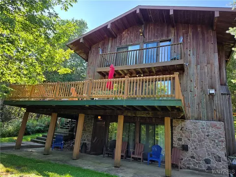 1347 Dublin Meadows Rd, Mansfield, NY 14779