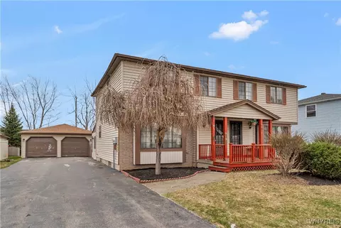 33 Jessica Ln, Depew, NY 14043