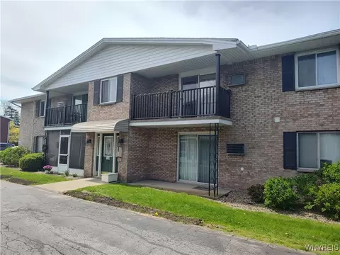1158 Indian Church Rd #4, West Seneca, NY 14224