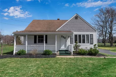 6085 Eastwood Rd, Clarence Center, NY 14032