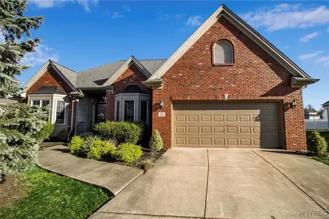 43 Via Pinto Dr, Amherst, NY 14221