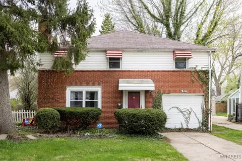 80 Mona Dr, Amherst, NY 14226