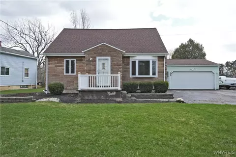 857 Seneca Creek Rd, West Seneca, NY 14224