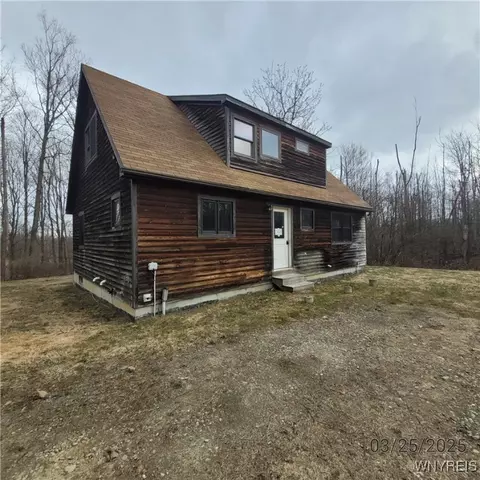 3545 Salisbury Rd, Jamestown, NY 14701