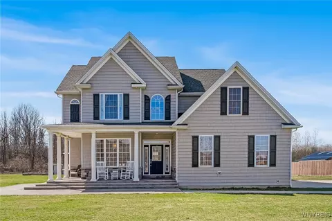5000 Shawnee Rd, Cambria, NY 14132