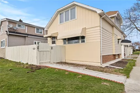 869 Dick Rd, Cheektowaga, NY 14225