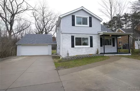 369 Union Rd, West Seneca, NY 14224