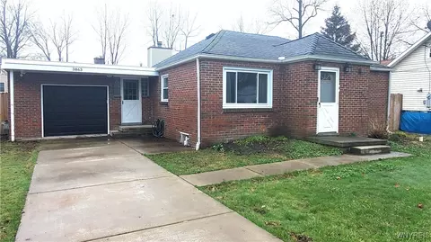 3863 Princeton Rd, Hamburg, NY 14075