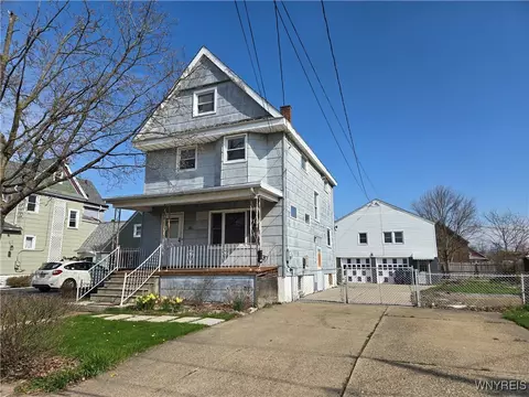 20 Modern Ave, Lackawanna, NY 14218