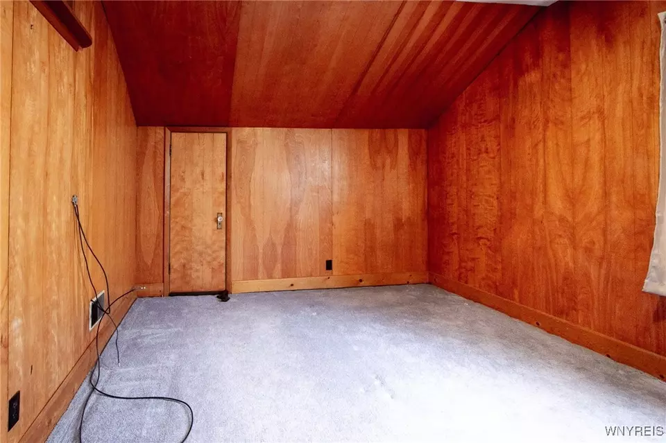 Bedroom - 257 Westgate Rd, Kenmore, NY 14217 photo 5 of 6