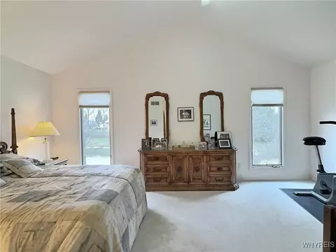 Bedroom - 8 Eagles Trce, Amherst, NY 14221 photo 1 of 6