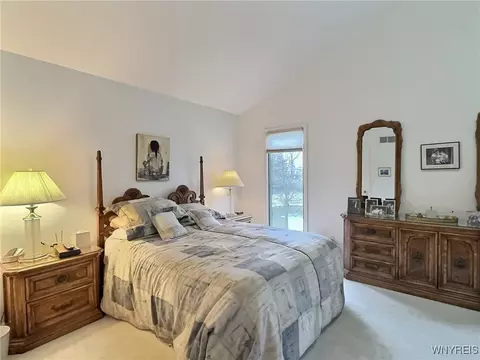 Bedroom - 8 Eagles Trce, Amherst, NY 14221 photo 2 of 6