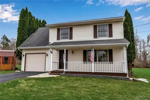 8800 Bunker Hill Rd, Royalton, NY 14067