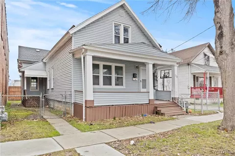 270 East St, Buffalo, NY 14207