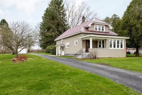 423 E Main St, Springville, NY 14141