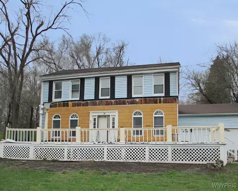 11106 Alexander Rd, Attica, NY 14011