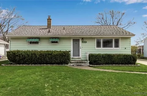 1427 Master St, North Tonawanda, NY 14120