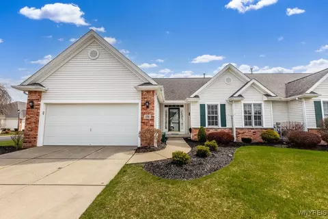 496 Whitehaven Rd, Grand Island, NY 14072