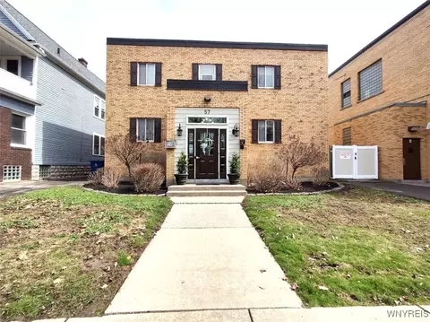 57 St Johns Parkside St, Buffalo, NY 14210