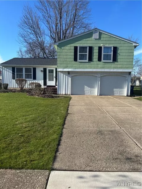 78 Swanson, Amherst, NY 14221