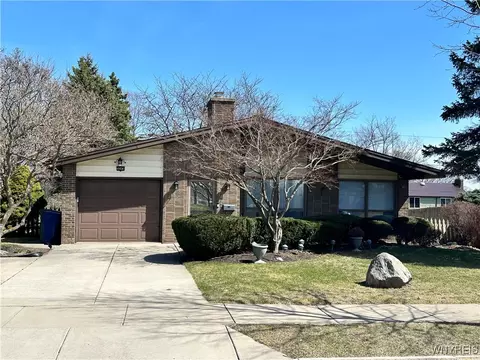 3043 Lewiston Rd, Niagara Falls, NY 14305