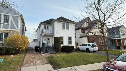 274 Washington Ave, Kenmore, NY 14217
