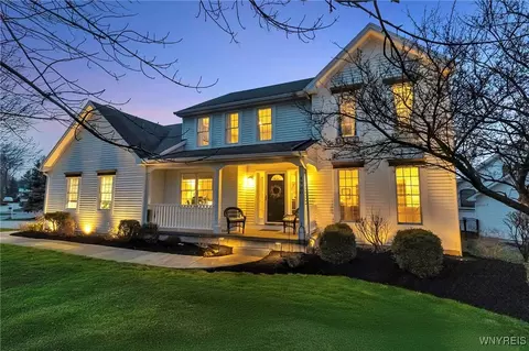 4980 Red Tail Run, Buffalo, NY 14221