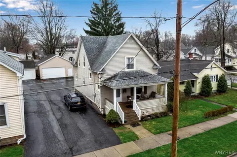 345 Fletcher St, Tonawanda, NY 14150