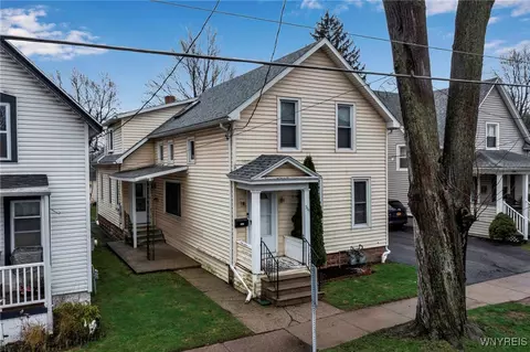 339 Fletcher St, Tonawanda, NY 14150