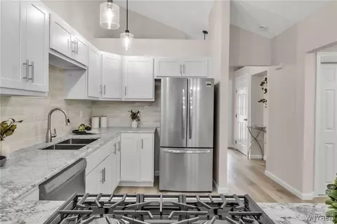Kitchen - 75 Wetherstone Dr, West Seneca, NY 14224 photo 5 of 5