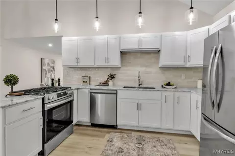 Kitchen - 75 Wetherstone Dr, West Seneca, NY 14224 photo 1 of 5