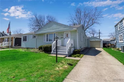 444 Ashford Ave, Tonawanda, NY 14150