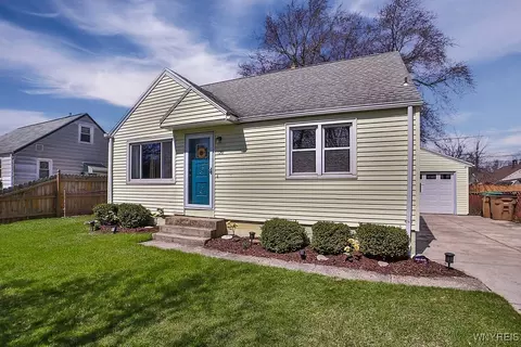 120 Fairvale Dr, Cheektowaga, NY 14225