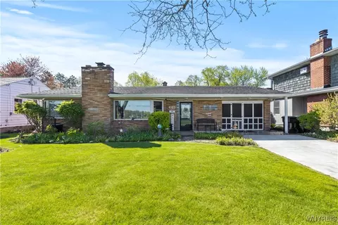 645 Niagara St, Tonawanda, NY 14150