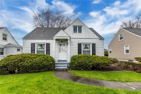372 Northwood Dr, Buffalo, NY 14223