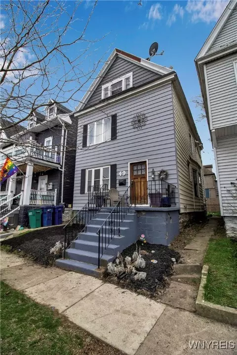 49 Massachusetts Ave, Buffalo, NY 14213