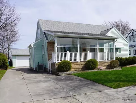 1671 Parker Blvd, Tonawanda, NY 14150