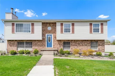 22 Grace Way, Lancaster, NY 14086