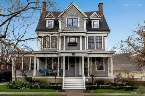 50 Chapin Pkwy, Buffalo, NY 14209