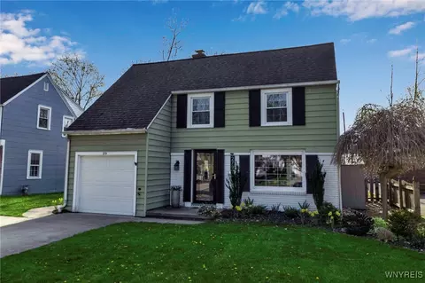 279 Bernhardt Dr, Amherst, NY 14226