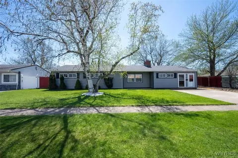 257 French Rd, Buffalo, NY 14227
