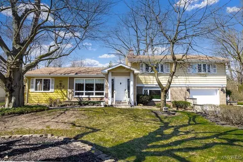 4040 Elma Rd, Buffalo, NY 14221
