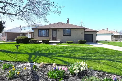 80 Laura Ct, Cheektowaga, NY 14227