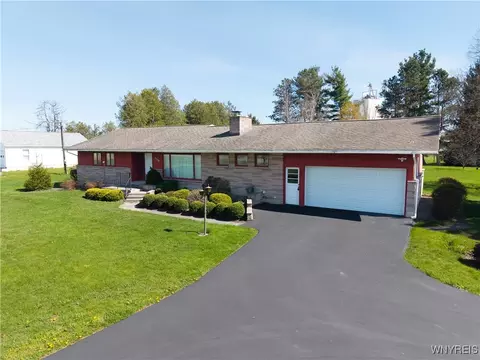 3378 Pearl Street Rd, Batavia, NY 14020