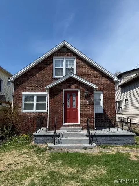 15 Vincent Ave, Lackawanna, NY 14218
