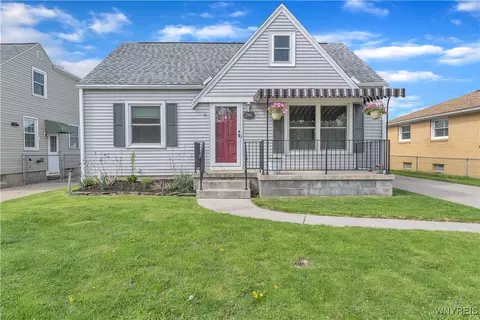 286 Cleveland Dr, Tonawanda, NY 14223