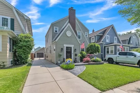172 Westgate Rd, Kenmore, NY 14217