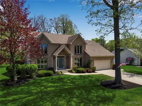 5185 Fox Trce, Buffalo, NY 14221