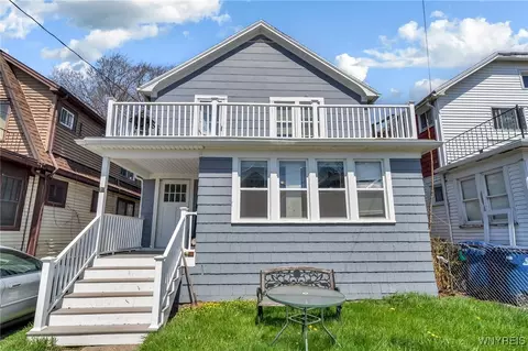 70 Houston St, Buffalo, NY 14220